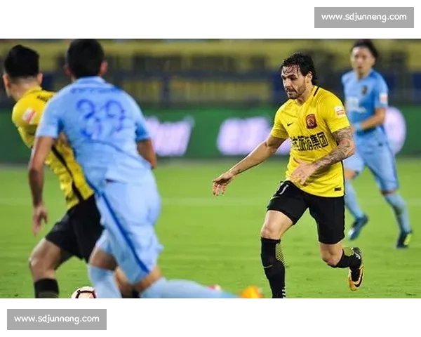 恒大对阵苏宁焦点之战最终胜负揭晓谁才是赛场赢家引发球迷热议全场表现