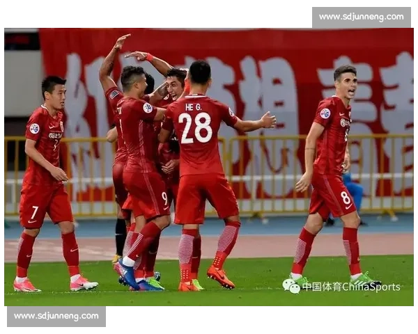 亚冠焦点战浦和红砖迎战上海上港强强对话看点十足谁能笑到最后