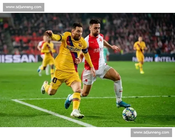 格拉纳达主场迎战巴塞罗那焦点之战悬念与攻防对决全解析前瞻看点