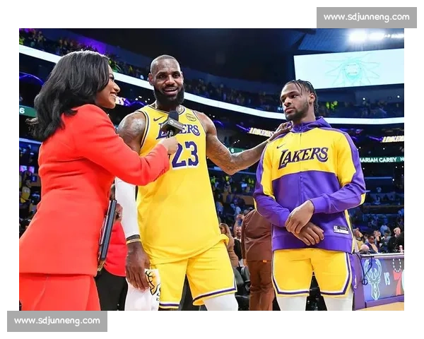 2013洛杉矶湖人快船德比对决揭开西部豪强时代序幕争锋之夜